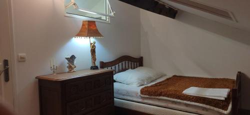 Bobigny House | Chambres au calme dans maison - quartier résidentiel Bobigny