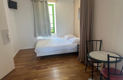 Pleine-Fougeres Bed & Breakfast | CHAMBRES/BEDROOM