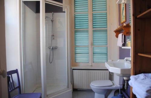 Arromanches-les-Bains House | Chambres Chez Mounie