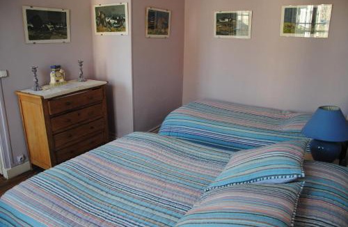 Arromanches-les-Bains House | Chambres Chez Mounie