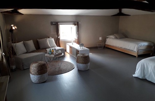 Saint-Pierre-le-Vieux Bed & Breakfast | Chambres d'Hôtes Le Marais Picotin