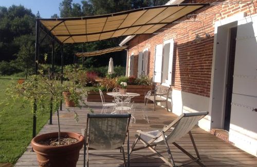 Sainte-Eulalie-en-Born Bed & Breakfast | Chambres d’hôtes la guirosse