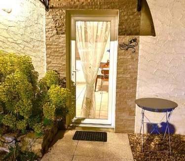 Villefranche-de-Rouergue Bed & Breakfast | Chambres d'Hôtes Le Clos du Murier