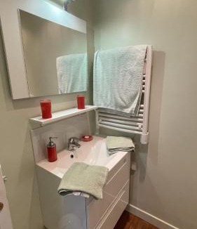 Bretteville-sur-Odon Bed & Breakfast | Chambres d'hôtes du Bas Manoir
