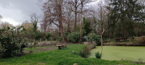 Cerans-Foulletourte Bed & Breakfast | Chambres D'hôtes Les Préaux -