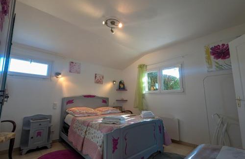 Chatillon-sur-Indre Bed & Breakfast | Chambres d'hôtes Anne, Marie Davaillon, Chambre Cerise