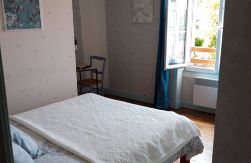 Condat-sur-Ganaveix Bed & Breakfast | Chambres D'hôtes Condat