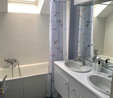 Le Plessis-Bouchard House | Chambres d'hôtes dans le Val d'Oise