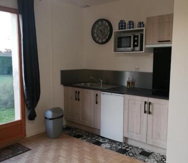 Frontenac Bed & Breakfast | Chambres d'hôte de Sauviolle 2