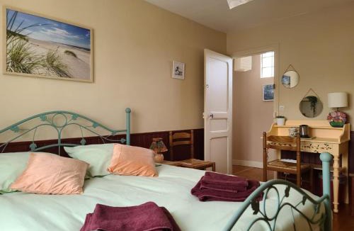 Arnieres-sur-Iton Bed & Breakfast | Chambres d'hôtes Les Glycines et petit déjeuner