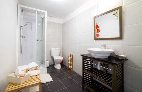 Buzeins Bed & Breakfast | Chambres d'hôtes - Entre Dolmens et Fontaines