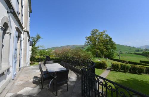 Irissarry Bed & Breakfast | Chambres d'Hôtes Aire Berria