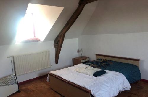 Chanzeaux Bed & Breakfast | Chambres d'Hôtes - Ancienne Ecole St Joseph