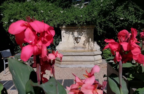 Centre Ville d'Ales Bed & Breakfast | Chambres D'hôtes Avec spa Privatif