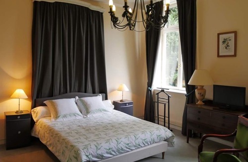 Lannoy Bed & Breakfast | Chambres d'Hôtes Château de Courcelette