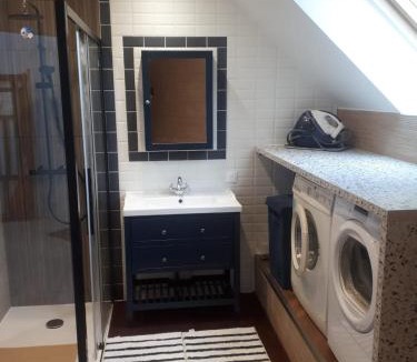 Thomery House | Chambres d'hôtes,Chez Dom