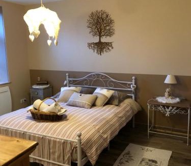 Lere House | Chambres d'hôtes d'Albertine