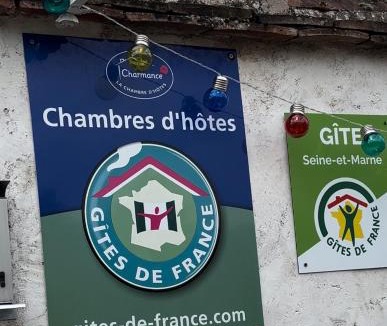 Fericy House | Chambres d'Hôtes de la Vallée Javot