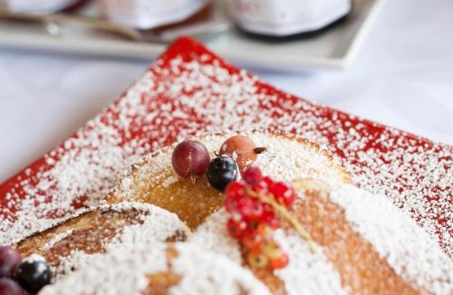 Avezan Bed & Breakfast | Chambres d'hôtes Domaine de Nazère
