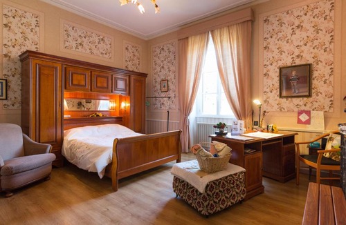 Pipriac Bed & Breakfast | Chambres d'Hôtes du Chalet de Caharet