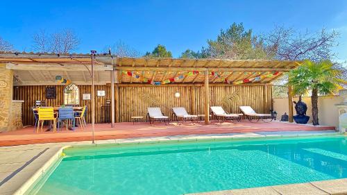 Saint-Alexandre Bed & Breakfast | Chambres d'hôtes et Gîtes Les Restanques