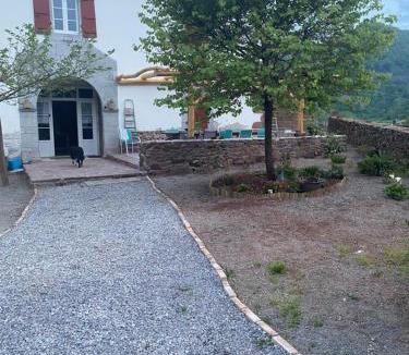 Hosta House | chambres d'hôtes Etche Iza