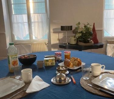 Les Ormes Bed & Breakfast | Chambres d'hôtes familiale La Vigenna