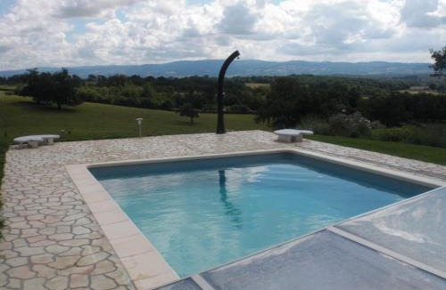 Chenay-le-Chatel Bed & Breakfast | chambres d'hôtes de la colline