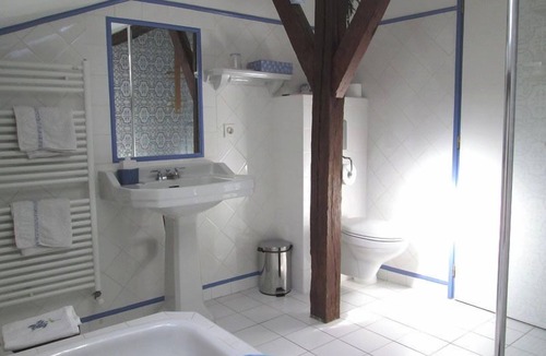 L'Isle-Jourdain Bed & Breakfast | Chambres d'Hôtes du Loubet