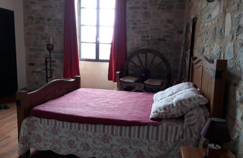 Cordes-sur-Ciel Bed & Breakfast | Chambres d'hôtes l'Escuelle des Chevaliers