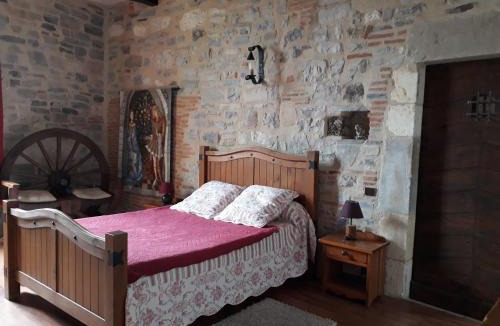 Cordes-sur-Ciel Bed & Breakfast | Chambres d'hôtes l'Escuelle des Chevaliers