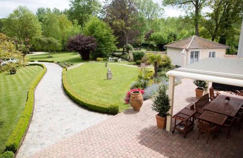 Houx Bed & Breakfast | Chambres d'hôtes La Bergerie de l'Aqueduc
