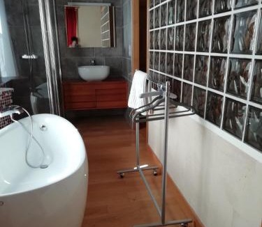 Maresche Bed & Breakfast | Chambres d'Hôtes La Bosquetière