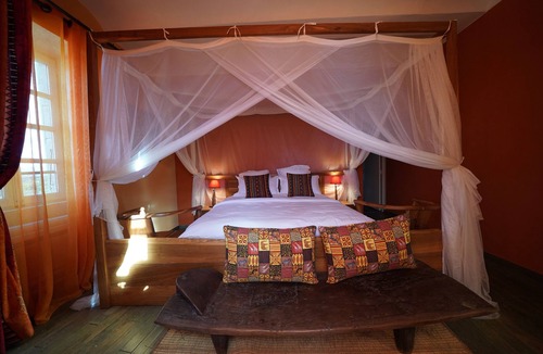 Barjac House | Chambres d'hôtes La Gourguille