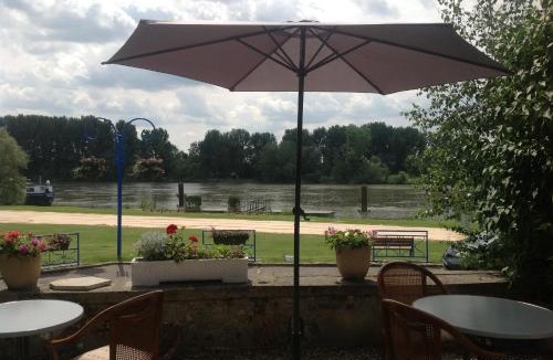 Les Andelys Bed & Breakfast | Chambres D'Hôtes La Villa Aliénor