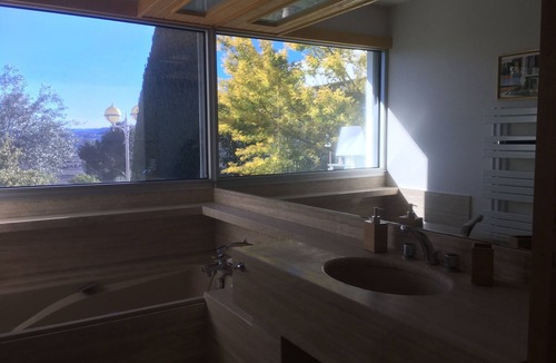 Nyons House | Chambres d'hôtes - La Villa des Poètes