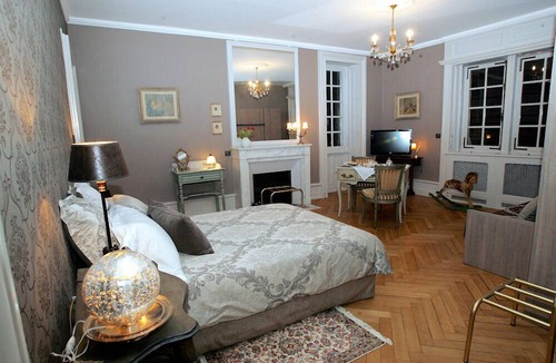 Montbeliard House | Chambres d'Hôtes Le Balcon du Prince