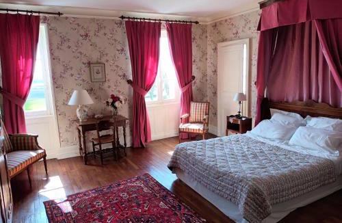 Thure Bed & Breakfast | Chambres d'Hôtes Le Château de la Plante