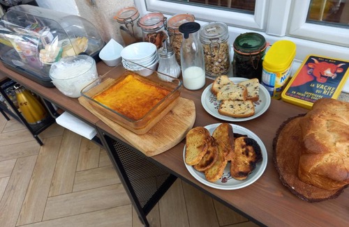 Arc-et-Senans House | Chambres d'hôtes Le Petit Roche