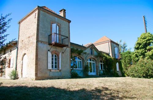 L'Isle-Jourdain House | Chambres d'Hôtes Le Loubet