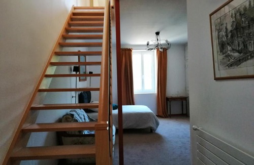 Saint-Lattier House | Chambres d´Hôtes Le Cèdre Bleu