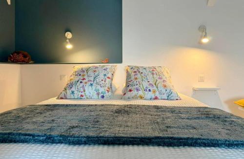 Mauleon Bed & Breakfast | Chambres d'hôtes "Le Petit Cardinal" - proche PuyduFou