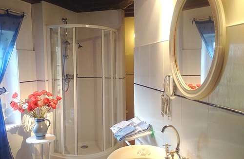 Aydoilles House | Chambres d'hôtes Le Prieuré