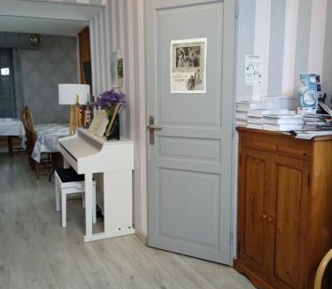 Saint-Floxel Bed & Breakfast | Chambres d'hôtes les Clématites en Cotentin