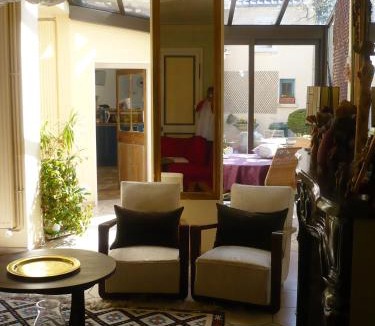 Bergues Bed & Breakfast | Chambres d'hôtes Les Capucins