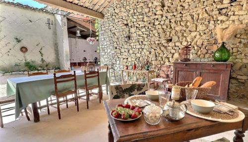 Saint-Remeze Bed & Breakfast | Chambres D’hôtes - Les Agrions