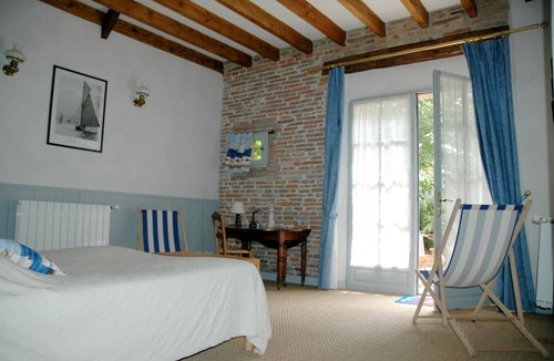 Saint-Thomas Bed & Breakfast | Chambres d'hôtes Les Douves