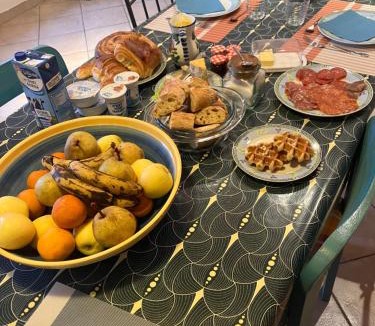 Tuchan Bed & Breakfast | Chambres d'hôtes : Les maisons de Gaïa