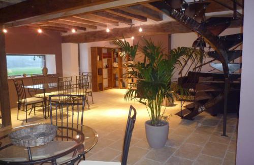 Sens-Beaujeu Bed & Breakfast | Chambres d'Hôtes Les Potiers