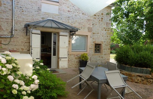 Marcigny Bed & Breakfast | Chambres d'hôtes Les Pergolas